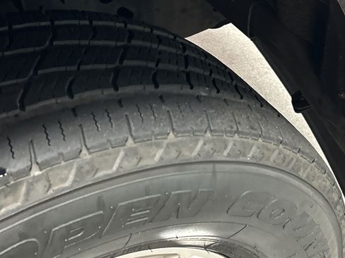 Used 2017 Ford F150 XLT w/ Equipment Group 302A Luxury AWD/4WD image 12