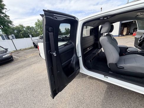 Used 2019 Toyota Tacoma SR RWD image 65