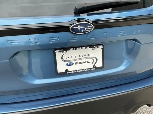 Used 2025 Subaru Forester Premium AWD/4WD image 4