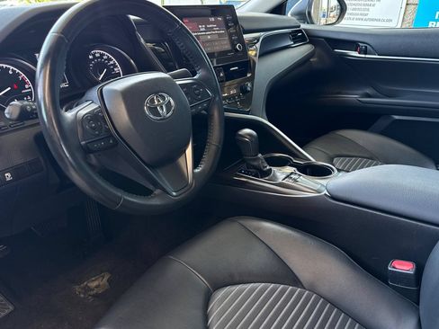 Used 2024 Toyota Camry SE FWD image 10