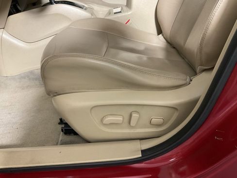 Used 2015 Nissan Rogue SL w/ SL Premium Package image 18