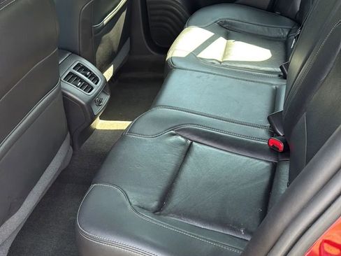 Used 2013 Ford Taurus SEL image 11