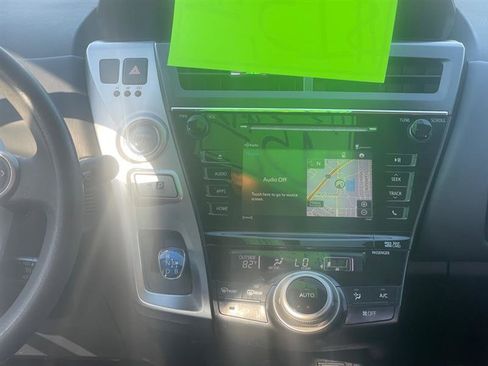 Used 2017 Toyota Prius V Five image 16