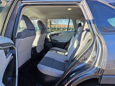 Used 2023 Toyota RAV4 XLE image 9