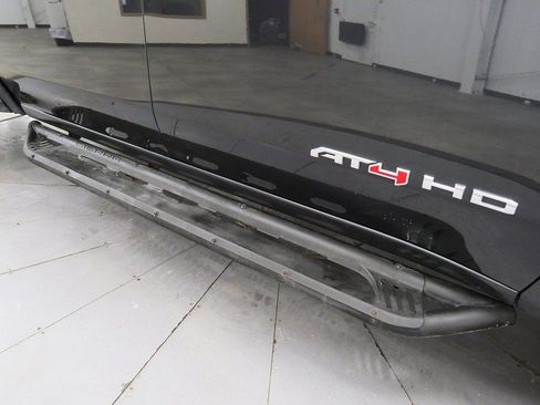 Used 2020 GMC Sierra 2500 AT4 w/ AT4 Premium Package image 36