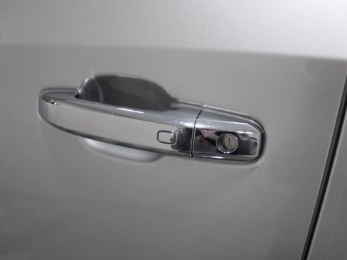 Used 2021 GMC Sierra 1500 SLT image 17