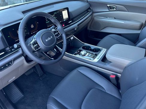 New 2026 Kia Carnival EX image 10