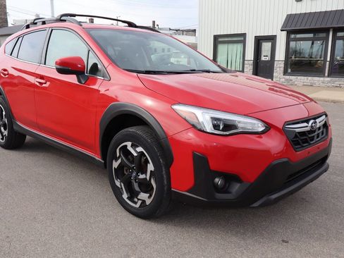 Used 2022 Subaru Crosstrek 2.5i Limited AWD/4WD image 2