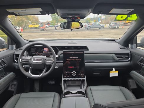 New 2026 GMC Terrain AT4 w/ Convenience Package III image 15