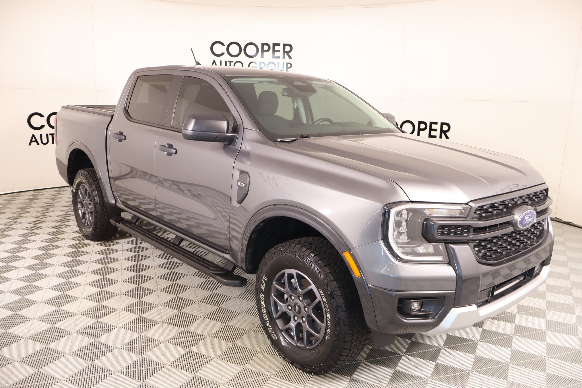 Used 2024 Ford Ranger XLT w/ FX4 Off-Road Package AWD/4WD image 1