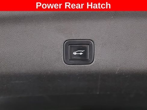 Used 2022 Chevrolet Tahoe Z71 AWD/4WD image 31