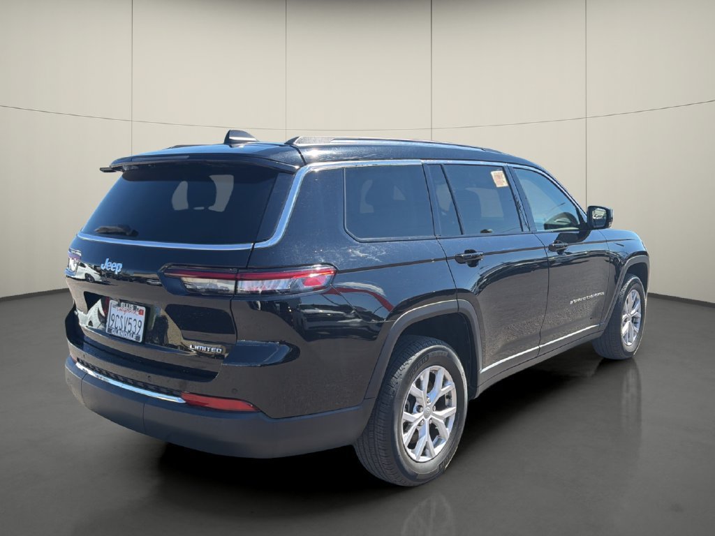 Used 2022 Jeep Grand Cherokee L Limited RWD image 7
