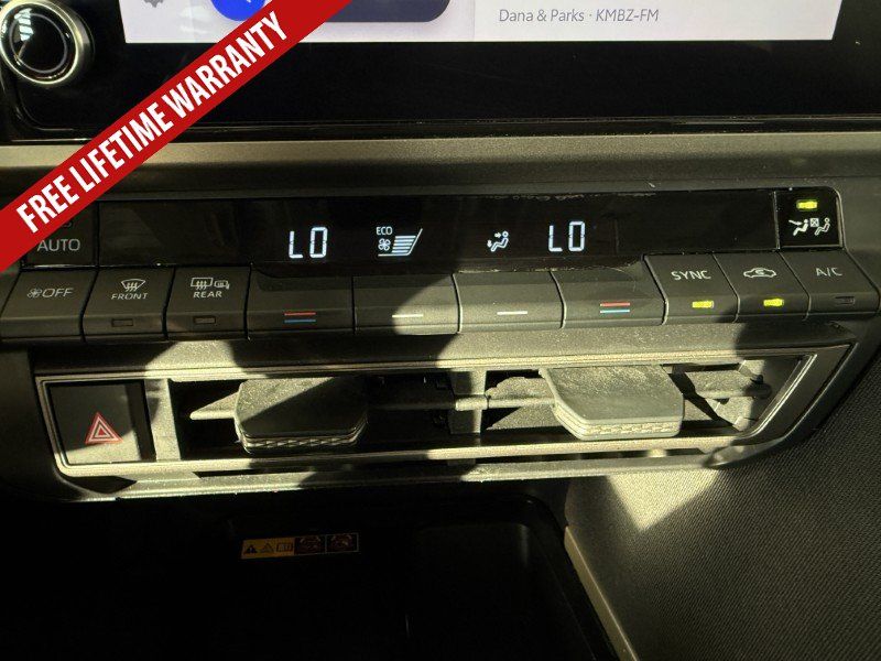 Used 2025 Toyota Camry LE FWD image 34