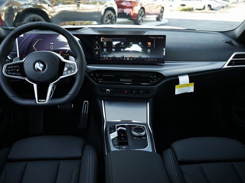 New 2026 BMW 330i Sedan w/ M Sport Package image 27