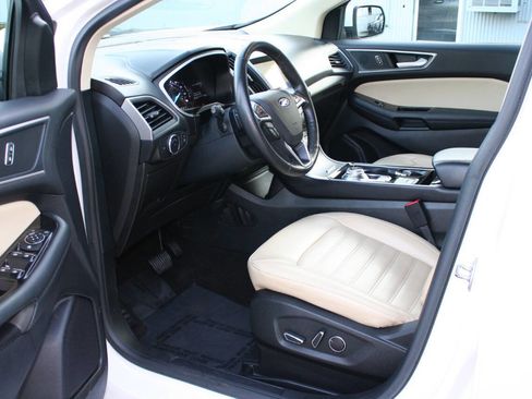 Used 2019 Ford Edge SEL w/ Equipment Group 201A image 10
