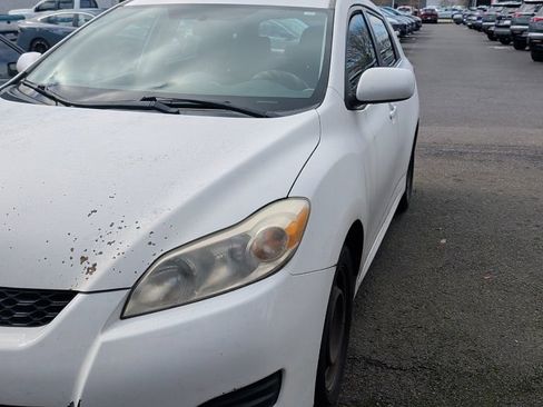 Used 2009 Toyota Matrix image 3