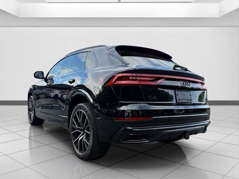 Used 2023 Audi Q8 Premium Plus w/ Premium Plus Package AWD/4WD image 3