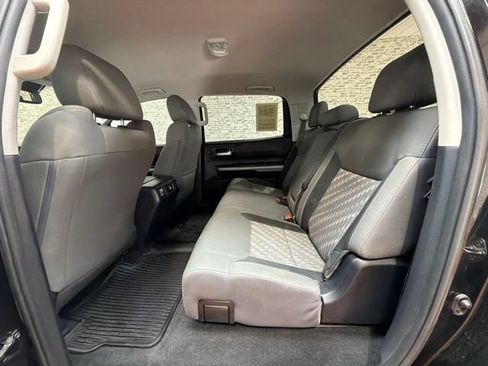 Used 2019 Toyota Tundra SR5 w/ SR5 Upgrade Package AWD/4WD image 14