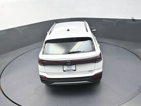 Used 2025 Volkswagen Taos S AWD/4WD image 16