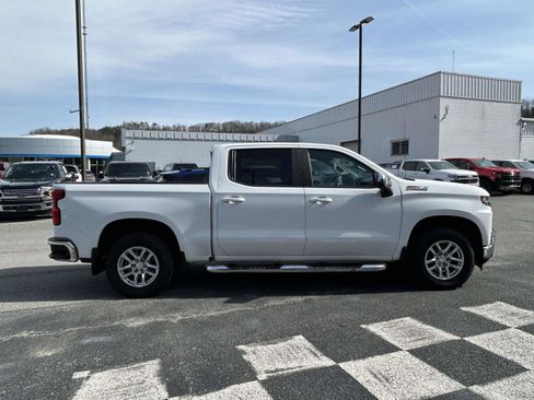 Used 2019 Chevrolet Silverado 1500 LT w/ All-Star Edition image 2