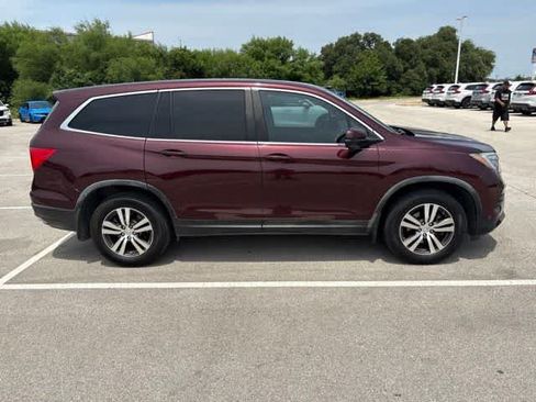 Used 2017 Honda Pilot EX-L image 6