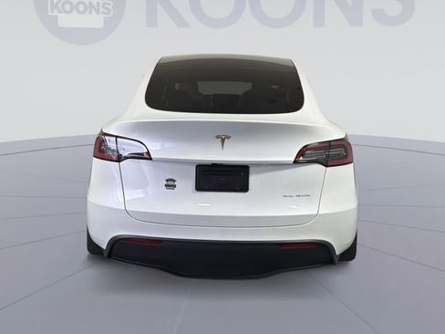 Used 2025 Tesla Model Y Long Range image 5