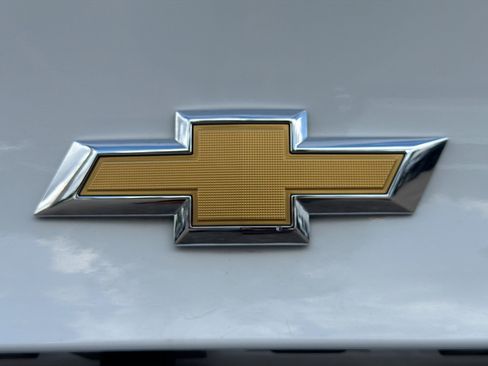 Used 2025 Chevrolet Malibu LT FWD image 11