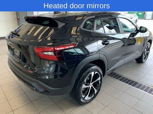 Used 2024 Chevrolet Trax RS image 10