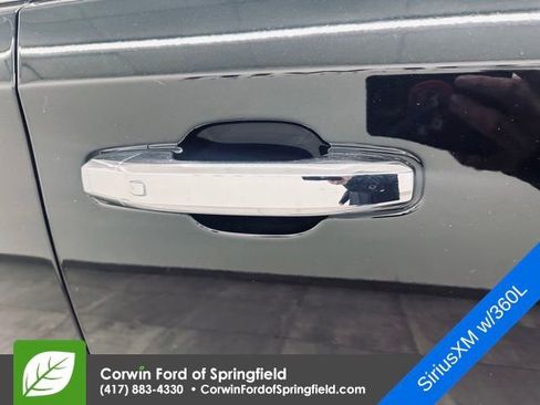 Used 2023 GMC Sierra 1500 SLT w/ SLT Premium Package image 9