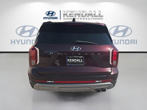 Used 2023 Hyundai Palisade SEL FWD image 5