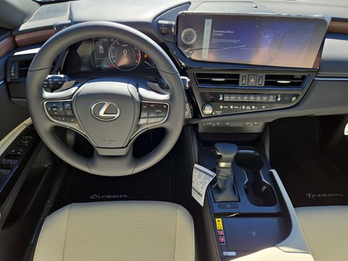 New 2025 Lexus ES 350 w/ Premium Package image 14