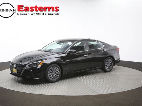 Used 2023 Nissan Altima 2.5 SV w/ SV Premium Package FWD image 59