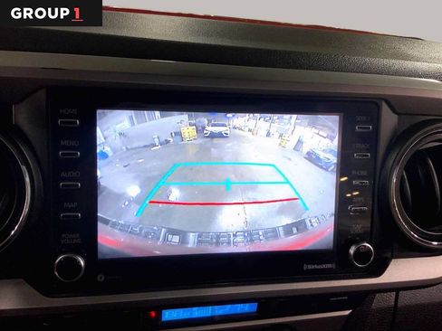 Certified 2021 Toyota Tacoma SR5 AWD/4WD image 27
