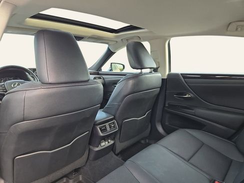 Used 2021 Lexus ES 350 w/ Premium Package FWD image 13