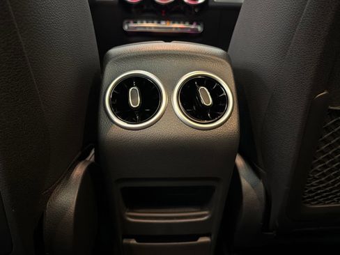 Certified 2026 Mercedes-Benz GLB 250 image 38