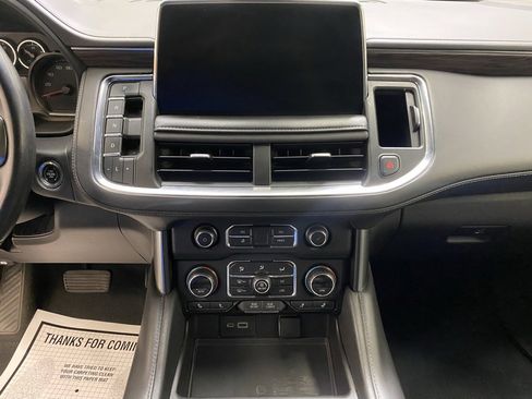 Used 2021 Chevrolet Suburban LT image 35