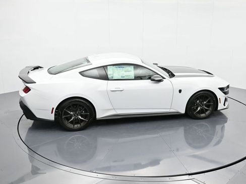 New 2025 Ford Mustang Dark Horse image 32