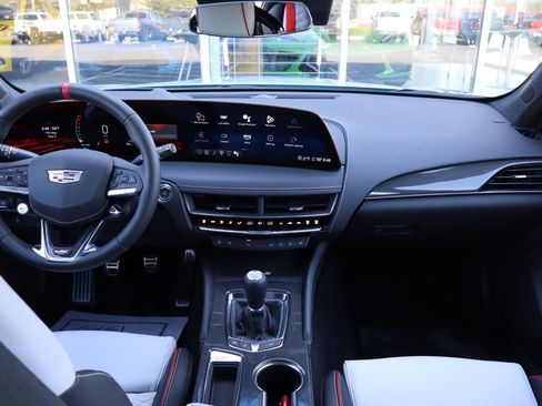 Used 2025 Cadillac CT5 V Blackwing w/ Precision Package RWD image 20