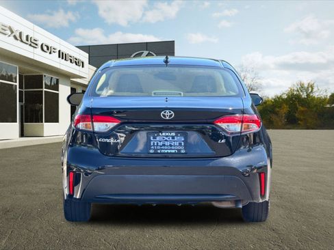 Used 2021 Toyota Corolla LE FWD image 9