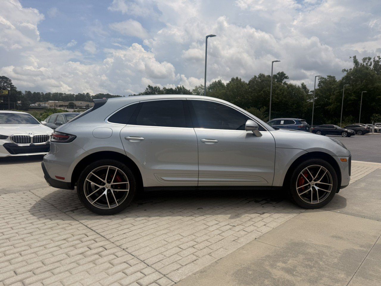 Used 2023 Porsche Macan S AWD/4WD image 7