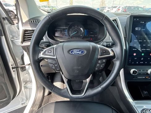 Used 2023 Ford Edge SEL image 38