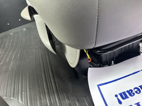 New 2025 Chevrolet Express 2500 w/ Driver Convenience Package image 15