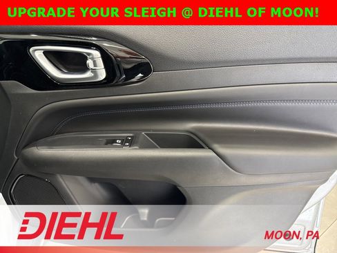 New 2026 Jeep Compass Limited image 15