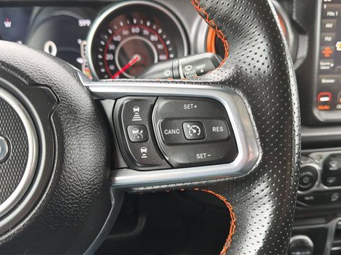 Used 2022 Jeep Gladiator Mojave w/ LED Lighting Group image 19