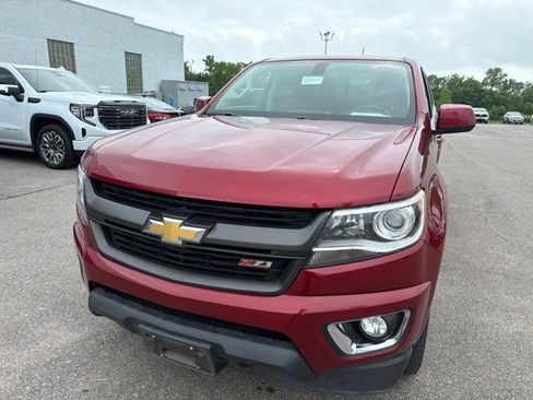Used 2018 Chevrolet Colorado Z71 AWD/4WD image 4
