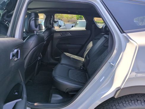 Certified 2025 Kia Sportage X-Pro Prestige AWD/4WD image 29