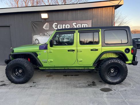 Used 2018 Jeep Wrangler Unlimited Sport S image 6