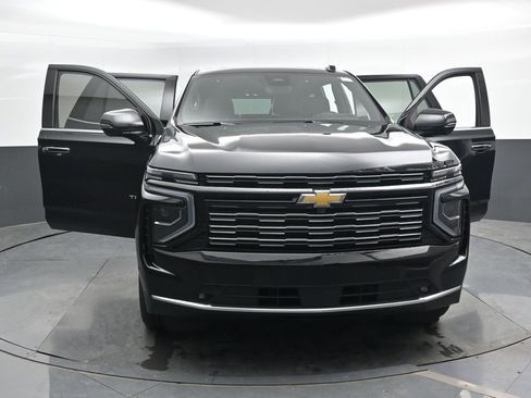 Used 2025 Chevrolet Tahoe High Country AWD/4WD image 49