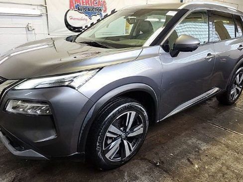 Used 2021 Nissan Rogue SL image 1