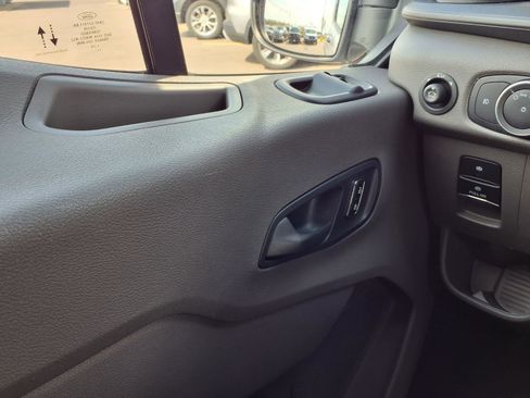 Used 2023 Ford Transit 350 XLT RWD image 19